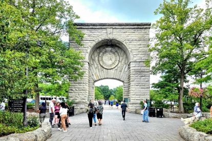Niagara Falls USA: 3 Waterfalls Guided Walking Tour